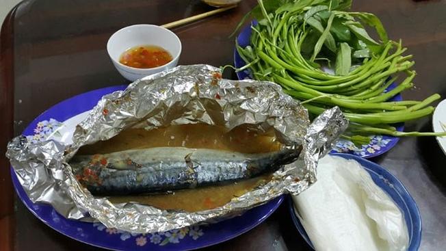 Dish mackerel steamed roll rice paper is preferred by many regardless of winter or summer