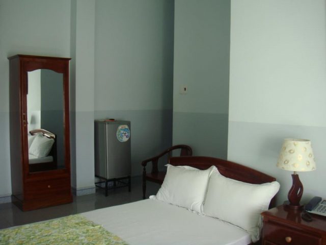 Phòng nghỉ khá đơn giản ở khách sạn (Ảnh Collection)