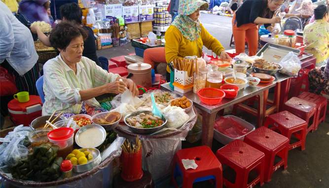 Ẩm thực độc đáo tại chợ Cồn Đà Nẵng - Ảnh ST
