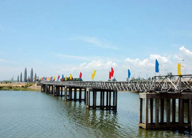 Cầu Hiền Lương - sông Bến Hải