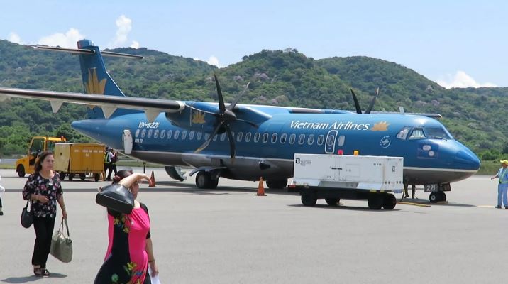 Máy bay đi Côn Đảo