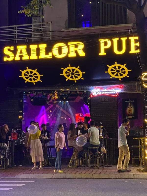 Sailor Pub là địa chỉ ăn chơi quen thuộc của giới trẻ Đà thành