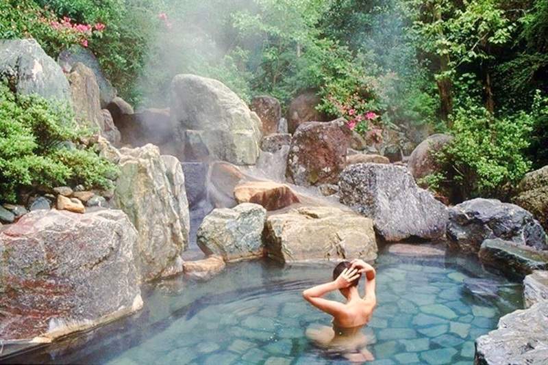 Lên núi Thần Tài tắm ONSEN khám phá nét văn hoá độc đáo của Nhật Bản