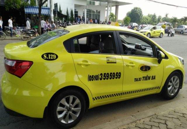 Hãng Taxi Tiên Sa với màu vàng bắt mắt (Ảnh ST)