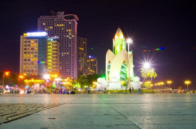 Đêm Nha Trang tại tháp Trầm Hương