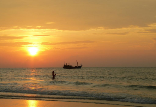 Vẻ đẹp hoang sơ tại bãi biển Thừa Đức
